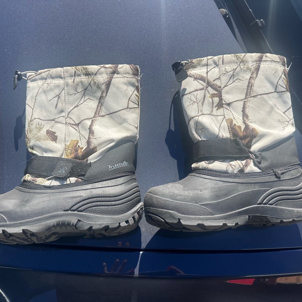 Kamik Raintree Pattern Snow Boots - Size 6